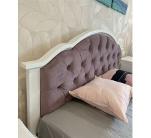 Двуспальная кровать Флоренция MUR-112-01/1 с каретной стяжкой